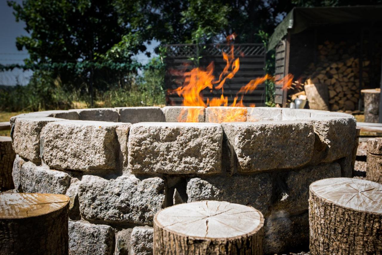 Dom Wakacyjny - Wiatrak Holenderski Na Mazurach Vila Ryn  Exterior foto